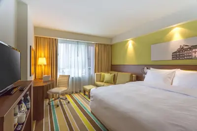 Telewizja i/lub zestaw kina domowego w obiekcie Hampton by Hilton Warsaw City Centre