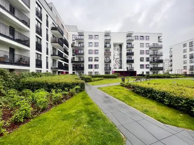 Ogród w obiekcie P&O Apartments Rembrandta - Targówek