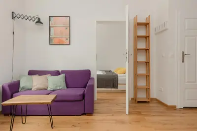 Część wypoczynkowa w obiekcie Apartment with Balcony Warsaw's Praga by Noclegi Renters
