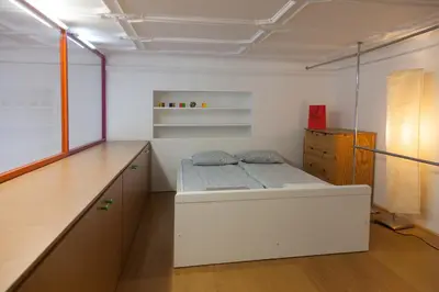 Łóżko lub łóżka w pokoju w obiekcie Art Apartment Wilcza Street