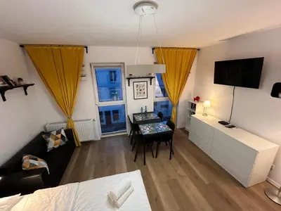 Telewizja i/lub zestaw kina domowego w obiekcie Targowa Charming Studio