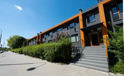 Budynek, w którym mieści się apartament