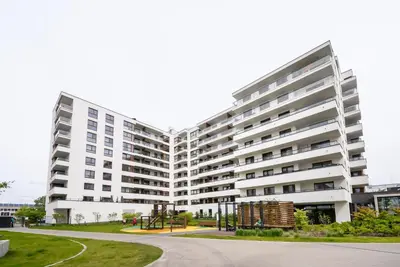 Budynek, w którym mieści się apartament