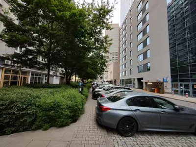 Budynek, w którym mieści się apartament