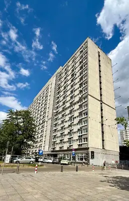 Budynek, w którym mieści się apartament