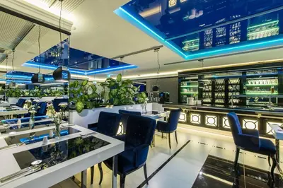 Restauracja lub miejsce do jedzenia w obiekcie Kasprzaka 31 Free parking By Perfect Apart