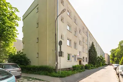 Budynek, w którym mieści się apartament
