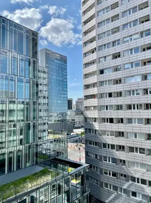 Budynek, w którym mieści się apartament