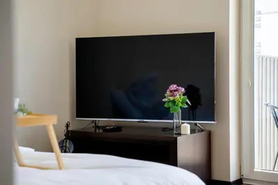 Telewizja i/lub zestaw kina domowego w obiekcie Metro Bemowo Studio - Balcony, Parking, near Metro - by Rentujemy