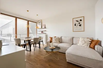 Część wypoczynkowa w obiekcie Wola Kasprzaka Luxury Apartment by BookingHost