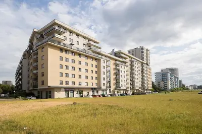 Budynek, w którym mieści się apartament