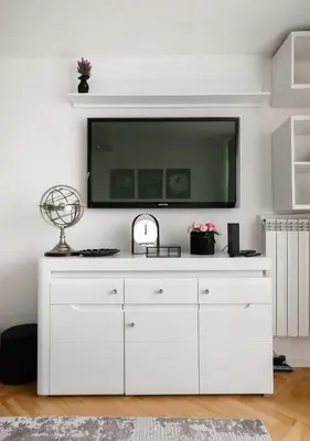 Kuchnia lub aneks kuchenny w obiekcie Wola Okopowa Luxury Apartment by BookingHost
