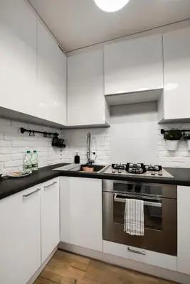 Kuchnia lub aneks kuchenny w obiekcie Wola Okopowa Luxury Apartment by BookingHost