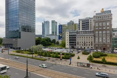 Widok na miasto Warszawa z tego apartamentu