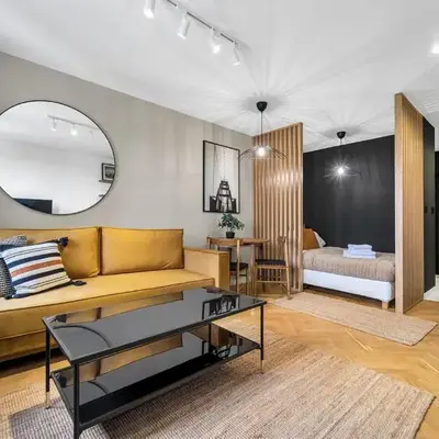 Park Sady Żoliborskie Modern Apartment by BookingHost