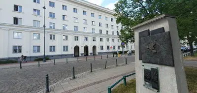 Budynek, w którym mieści się apartament