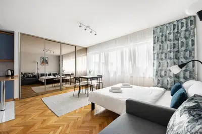 Część wypoczynkowa w obiekcie Uniwersytet Medyczny Park Studio by BookingHost