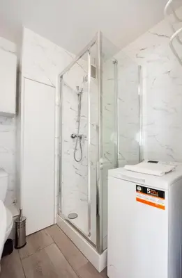 Łazienka w obiekcie Uniwersytet Medyczny Park Studio by BookingHost