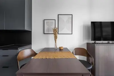 Telewizja i/lub zestaw kina domowego w obiekcie Galeria Północna Apt - 45m2, Parking, Balcony - by Rentujemy