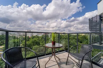 Balkon lub taras w obiekcie Galeria Północna Apt - 45m2, Parking, Balcony - by Rentujemy