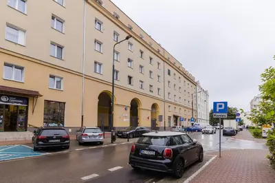 Budynek, w którym mieści się apartament