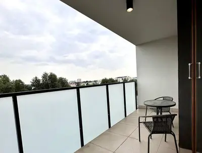 Balkon lub taras w obiekcie Warsaw Concierge Chrzanowskiego
