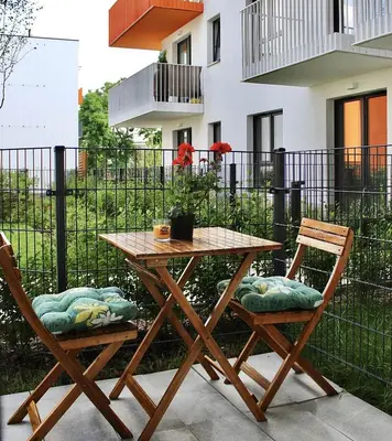 Balkon lub taras w obiekcie LuxApartmentWarszawa z bezpłatnym podziemnym parkingem