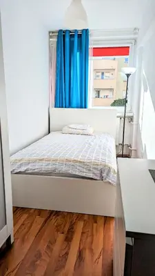 Łóżko lub łóżka w pokoju w obiekcie Ursus Rooms-Self Check-in