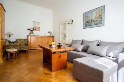 Część wypoczynkowa w obiekcie Plac Zbawiciela Spacious Apartments - Top Location, Metro 200m, 53m2 - by Rentujemy