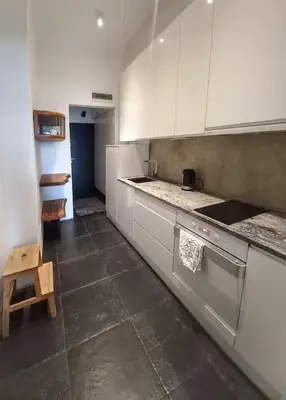 Kuchnia lub aneks kuchenny w obiekcie Warsaw Concierge Radna