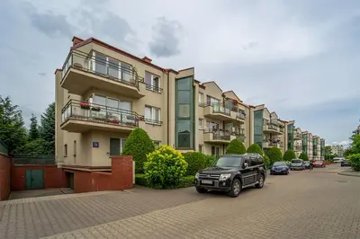 Budynek, w którym mieści się apartament