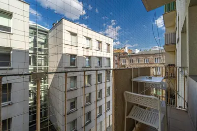 Balkon lub taras w obiekcie Koneser Apartment - Workspace, Balcony, Subway - by Rentujemy