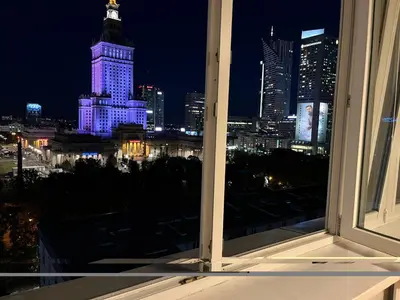 Widok na miasto Warszawa z tego apartamentu