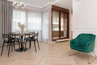 Część wypoczynkowa w obiekcie Lux Apartment Niemcewicza with AC & Balcony Warsaw Ochota by Noclegi Renters
