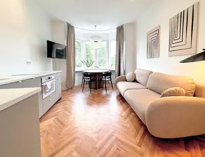 Telewizja i/lub zestaw kina domowego w obiekcie Warsaw Concierge Wiatraczna