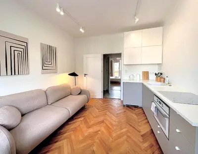 Kuchnia lub aneks kuchenny w obiekcie Warsaw Concierge Wiatraczna