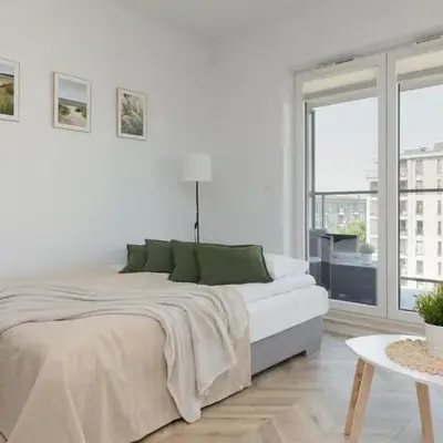 Ursus Sunny Studio for 4 Guests with Parking & Balcony by Noclegi Renters