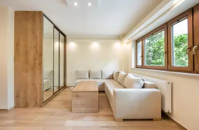 Część wypoczynkowa w obiekcie Mokotów Orzycka Beige Studio by BookingHost