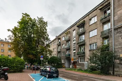 Budynek, w którym mieści się apartament