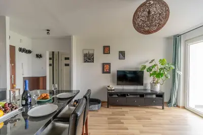 Telewizja i/lub zestaw kina domowego w obiekcie Pet’s House Warsaw
