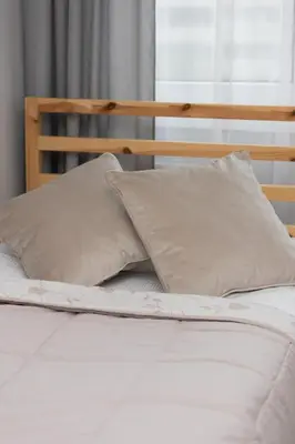 Łóżko lub łóżka w pokoju w obiekcie Cozy Two-Bedroom Apartment Mokotow by Noclegi Renters