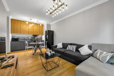 Kuchnia lub aneks kuchenny w obiekcie VipWarsawApartments pl Gold Mennica Residence