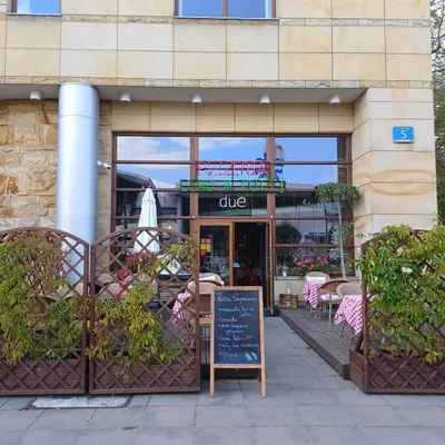 Budynek, w którym mieści się apartament