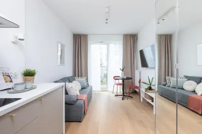 Telewizja i/lub zestaw kina domowego w obiekcie SuperApart Bokserska 71a MiniStudio - Blisko Lotniska Chopina