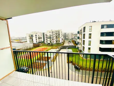 Balkon lub taras w obiekcie Centre Airport Boutique Designer Bath, 3-4 days best offer, Kitchen, Balkony, Aircon