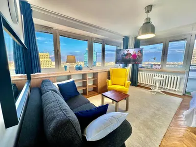 Część wypoczynkowa w obiekcie BLUE 4 metro WiFi 1 Gbs TV'70 Netflix HBO Disney SkyShow