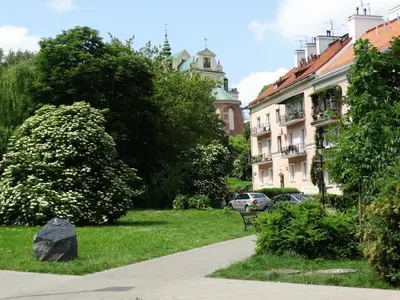 Ogród w obiekcie Mieszkanko koło Zamku Zaciszna Starówka