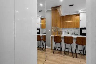 Kuchnia lub aneks kuchenny w obiekcie Lotnisko Chopina Modern Apartment by BookingHost