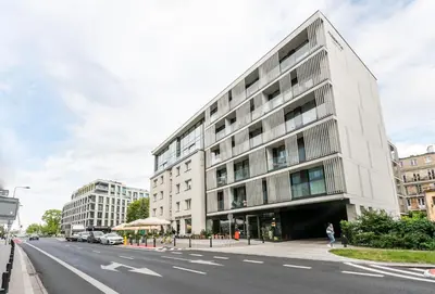 Budynek, w którym mieści się apartament