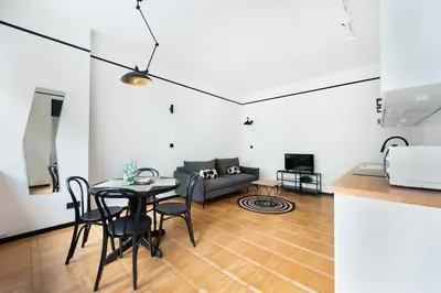 Część wypoczynkowa w obiekcie Uniwersytet Warszawski Modern Apartment by BookingHost